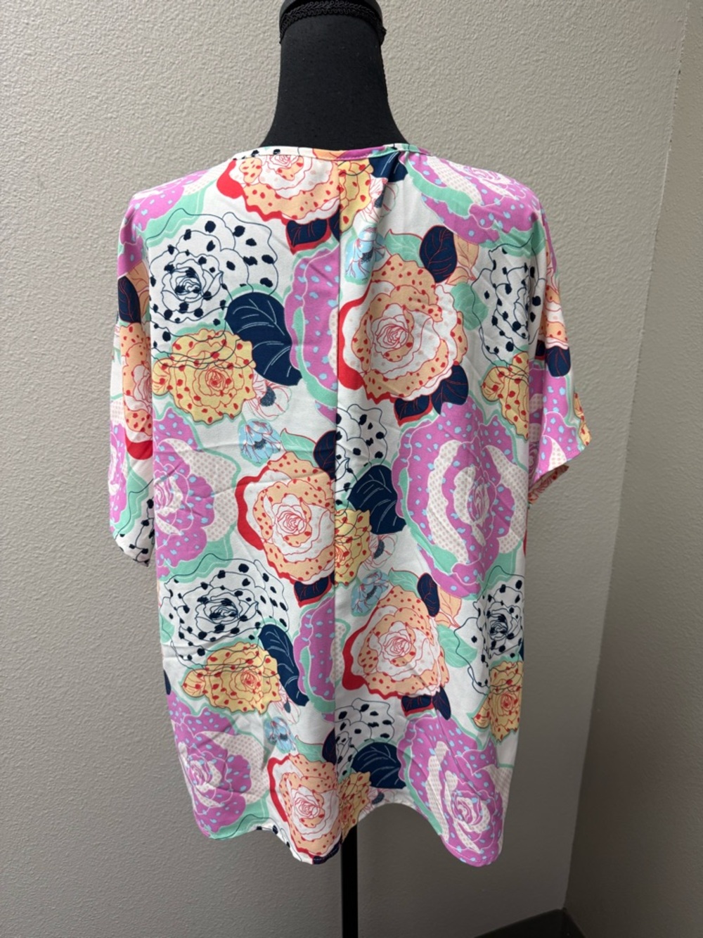 Entro Floral Blouse V Neck Boho Top Pink Blue Cream Large Spring Summer Chic - Picture 5 of 9